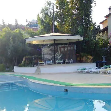 Dogan Paradise מלון 3*