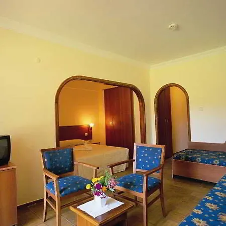 Dogan Paradise Hotell Özdere